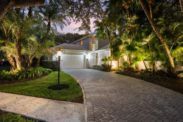 14403 Cypress Island Circle, sold in Cypress Island, Palm Beach Gardens, FL