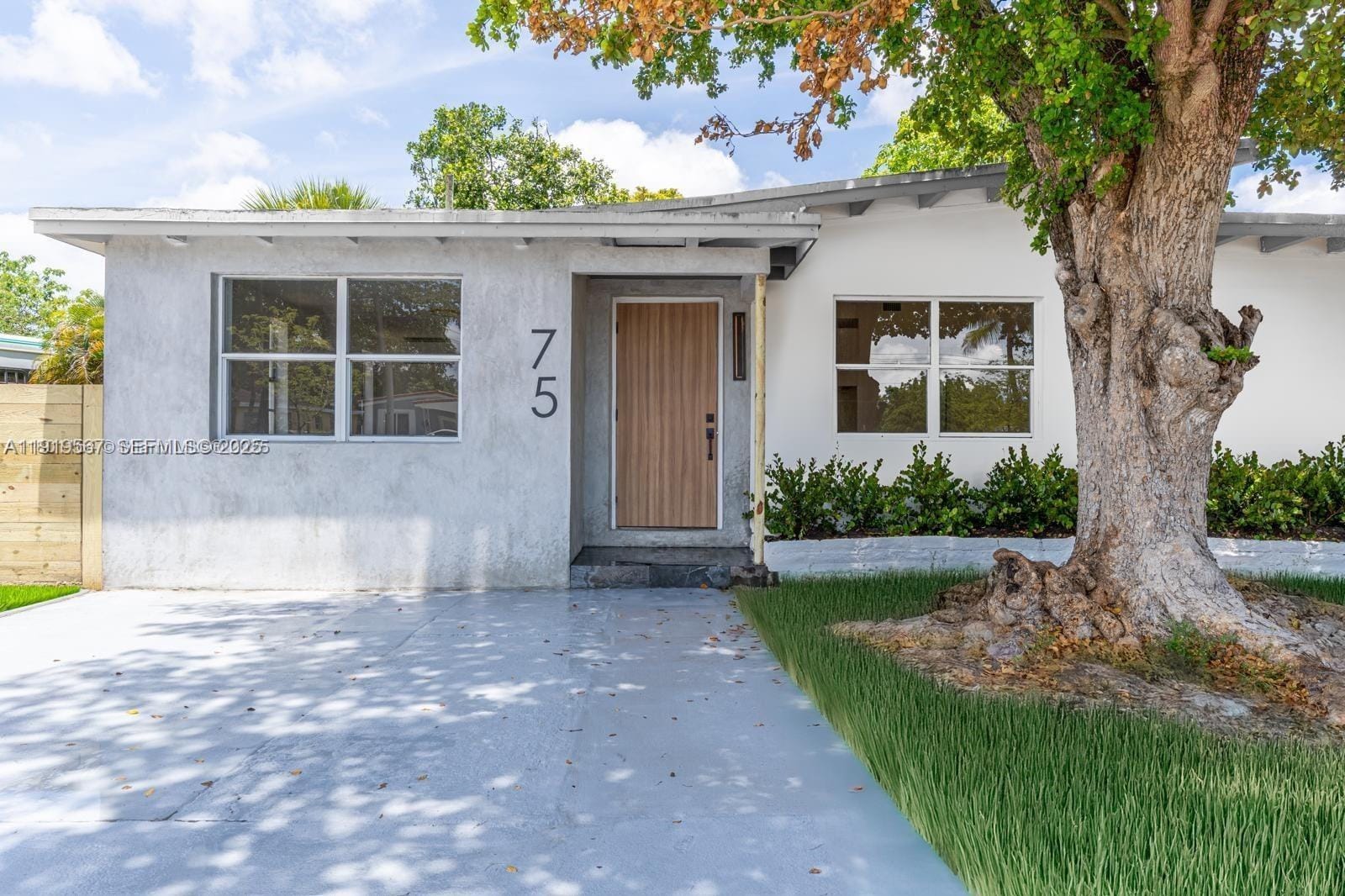 75 NW 125th Street — photo 3