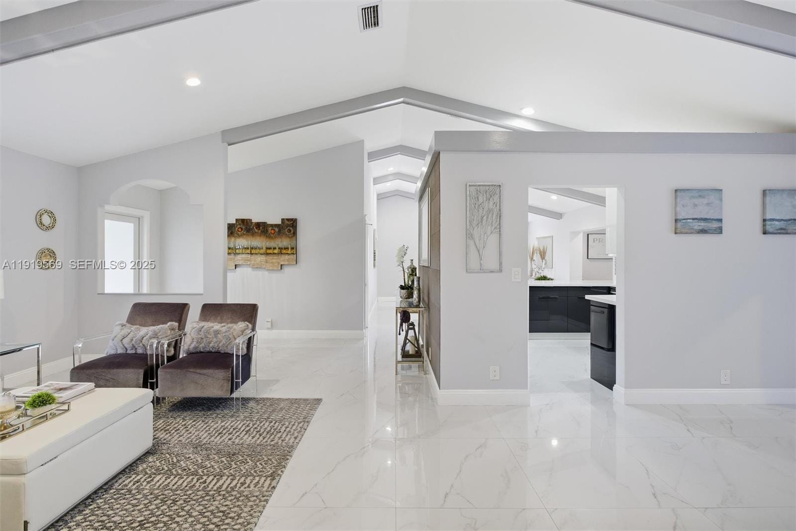 5601 SW 195th Terrace — photo 9