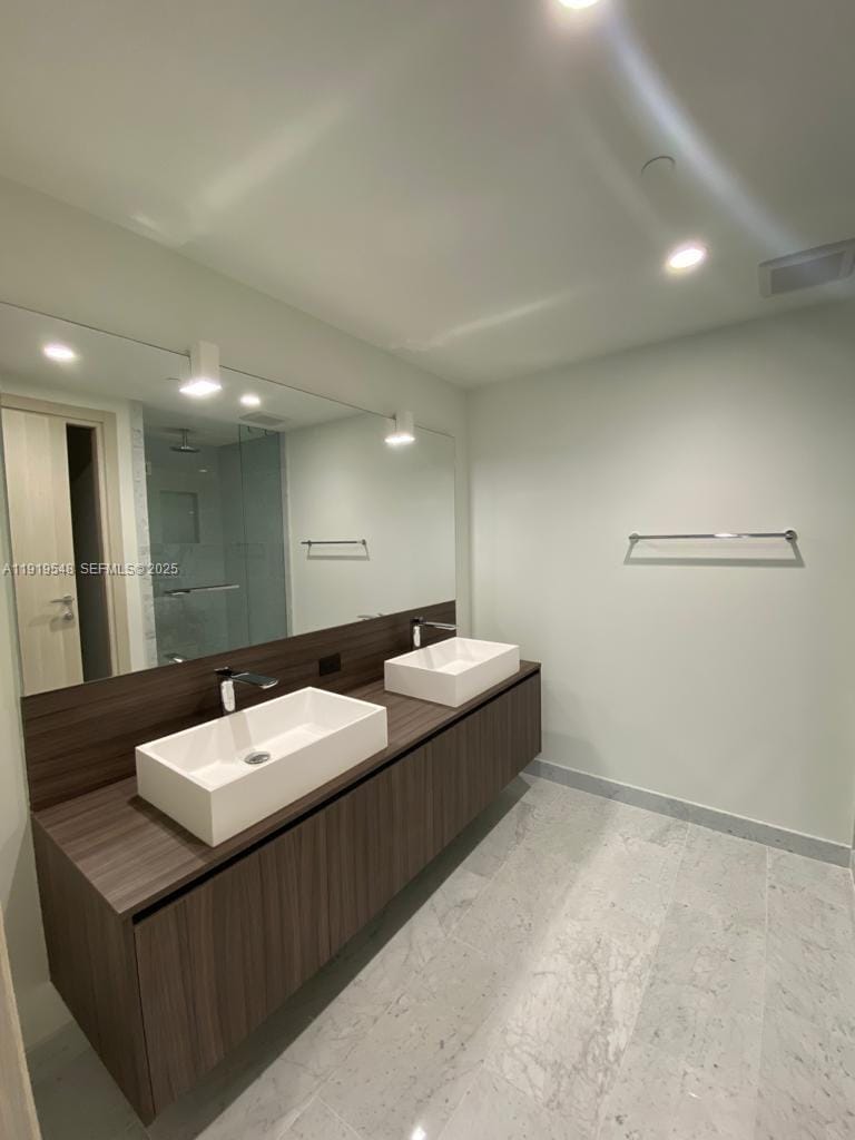 1000 Brickell Plaza 3207, Miami, FL 33131 photo 23