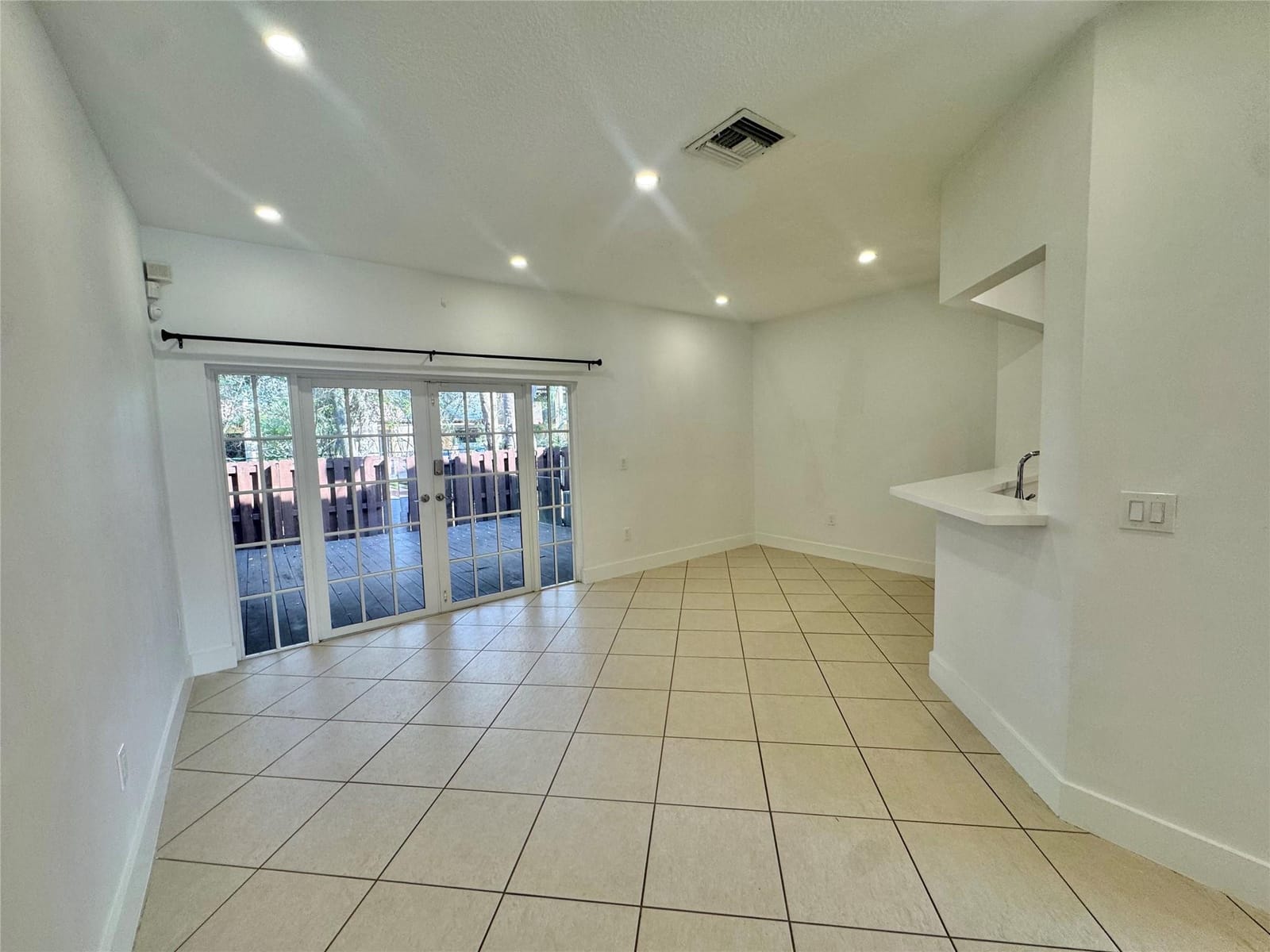 1007 NW 100th Avenue 1007, Pembroke Pines, FL 33024 photo 5