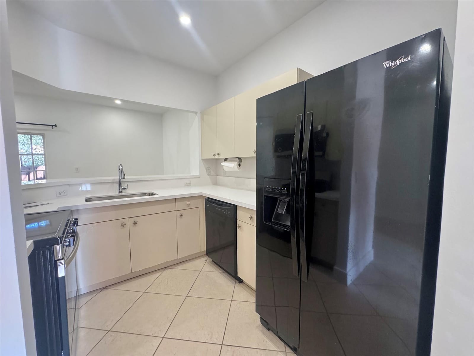 1007 NW 100th Avenue 1007, Pembroke Pines, FL 33024 photo 8