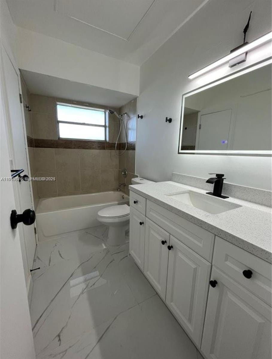 5102 NW 36th Street 605, Lauderdale Lakes, FL 33319 photo 14