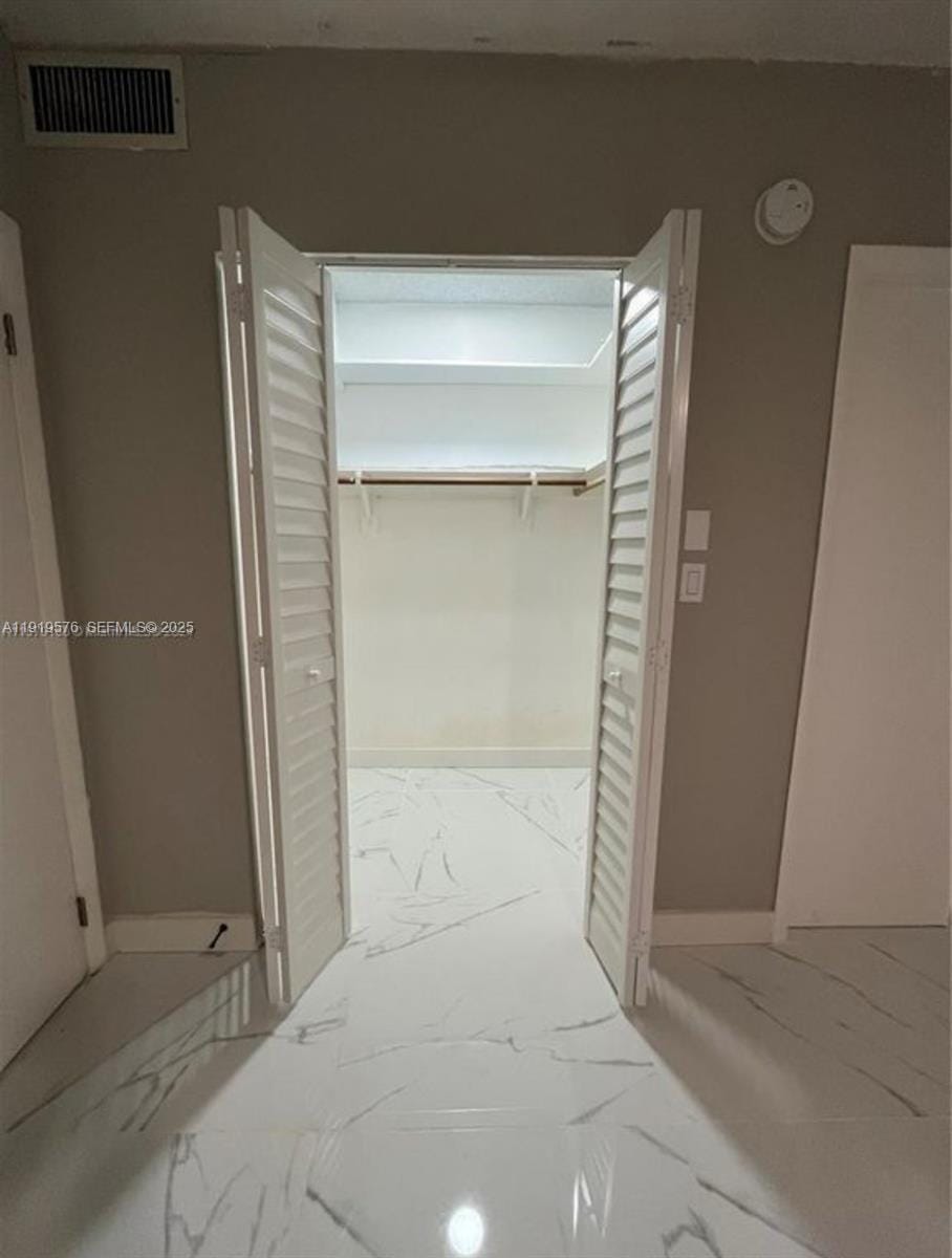 5102 NW 36th Street 605, Lauderdale Lakes, FL 33319 photo 15