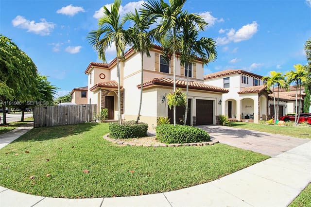 732 SE 35th Avenue, sold in Baywinds At Cozumel, Homestead, FL