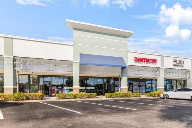 W Sunrise, Plantation, FL 33322