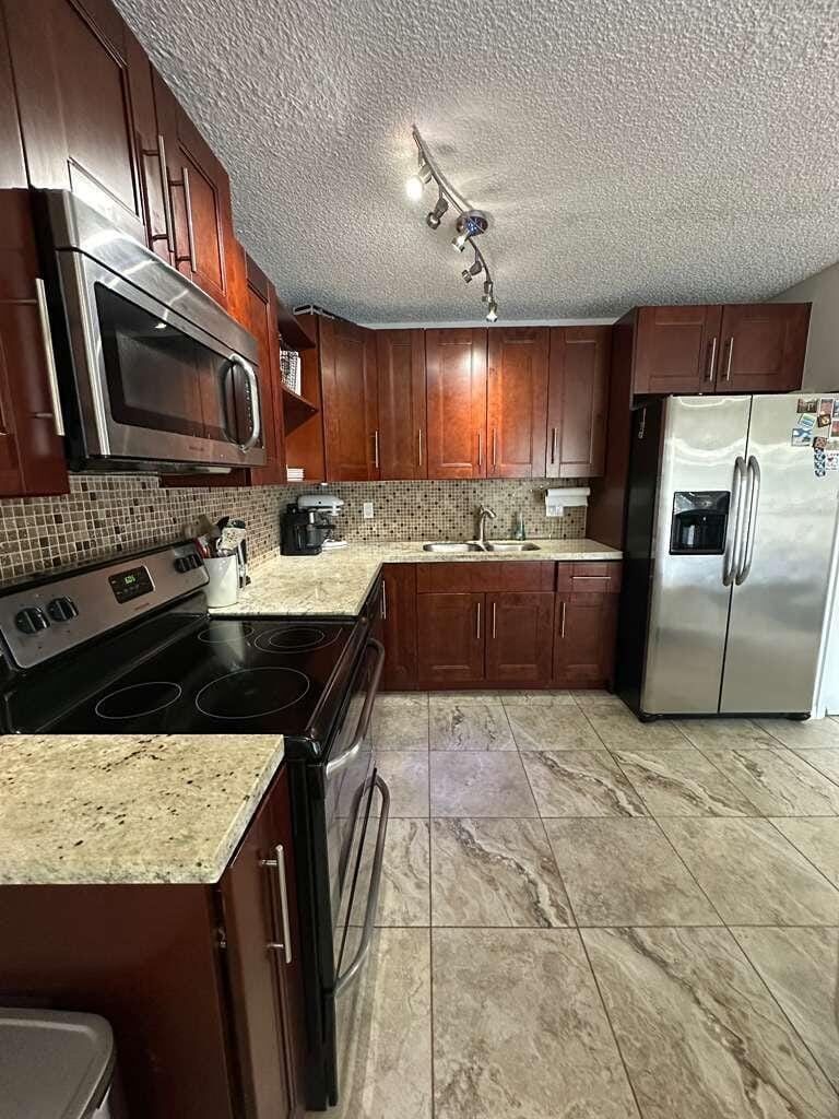 637 Executive Center Drive N 203, West Palm Beach, FL 33401 photo 24