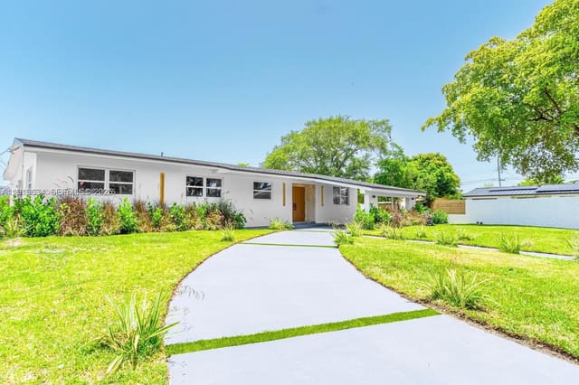 19661 NE 10th Place, Ives Estates, Miami, FL