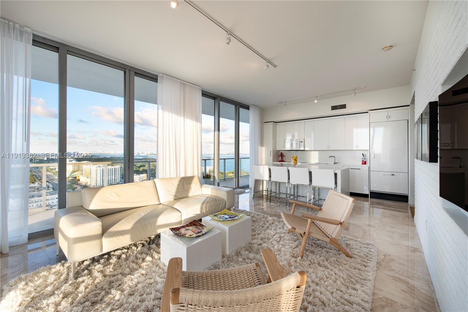 3470 E Coast Avenue H2504, Miami, FL 33137