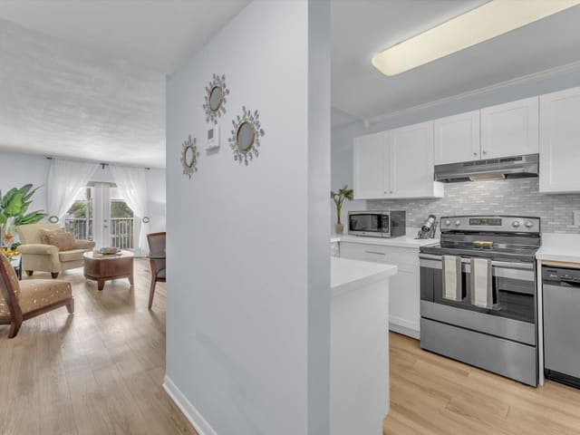 6770 Royal Palm 205, sold in Royal Park Gardens Iii, Pompano Beach, FL