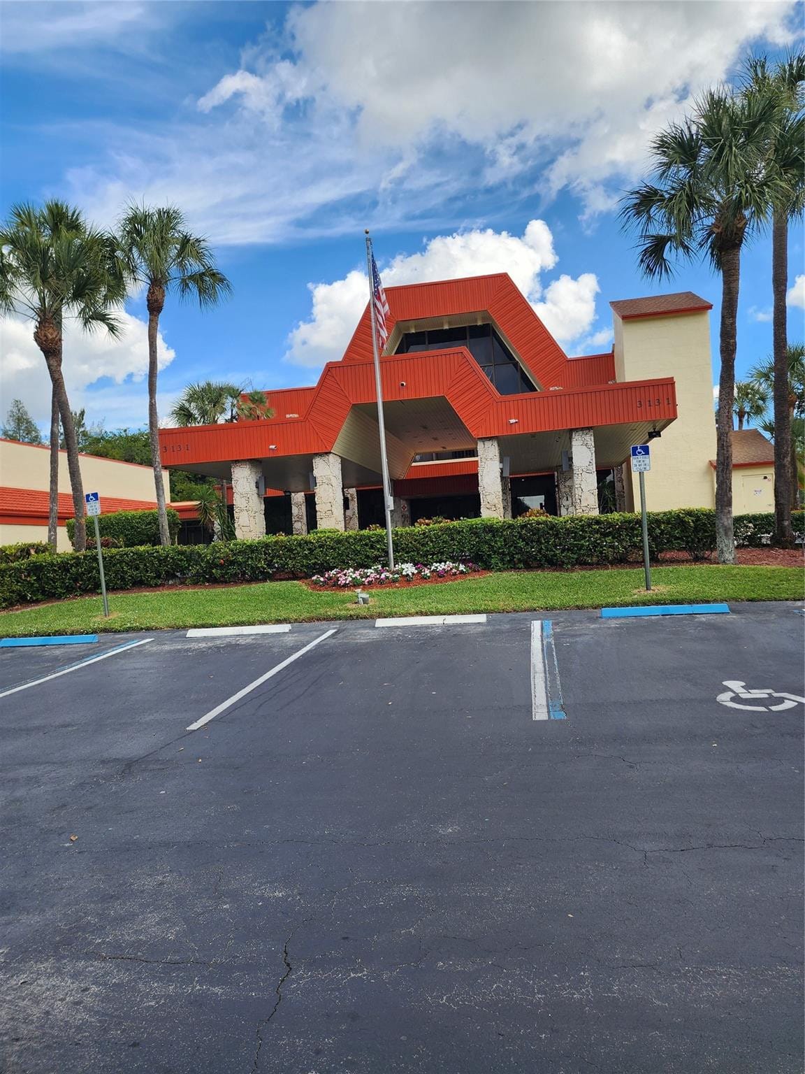 3050 Holiday Springs Boulevard 207, Margate, FL 33063