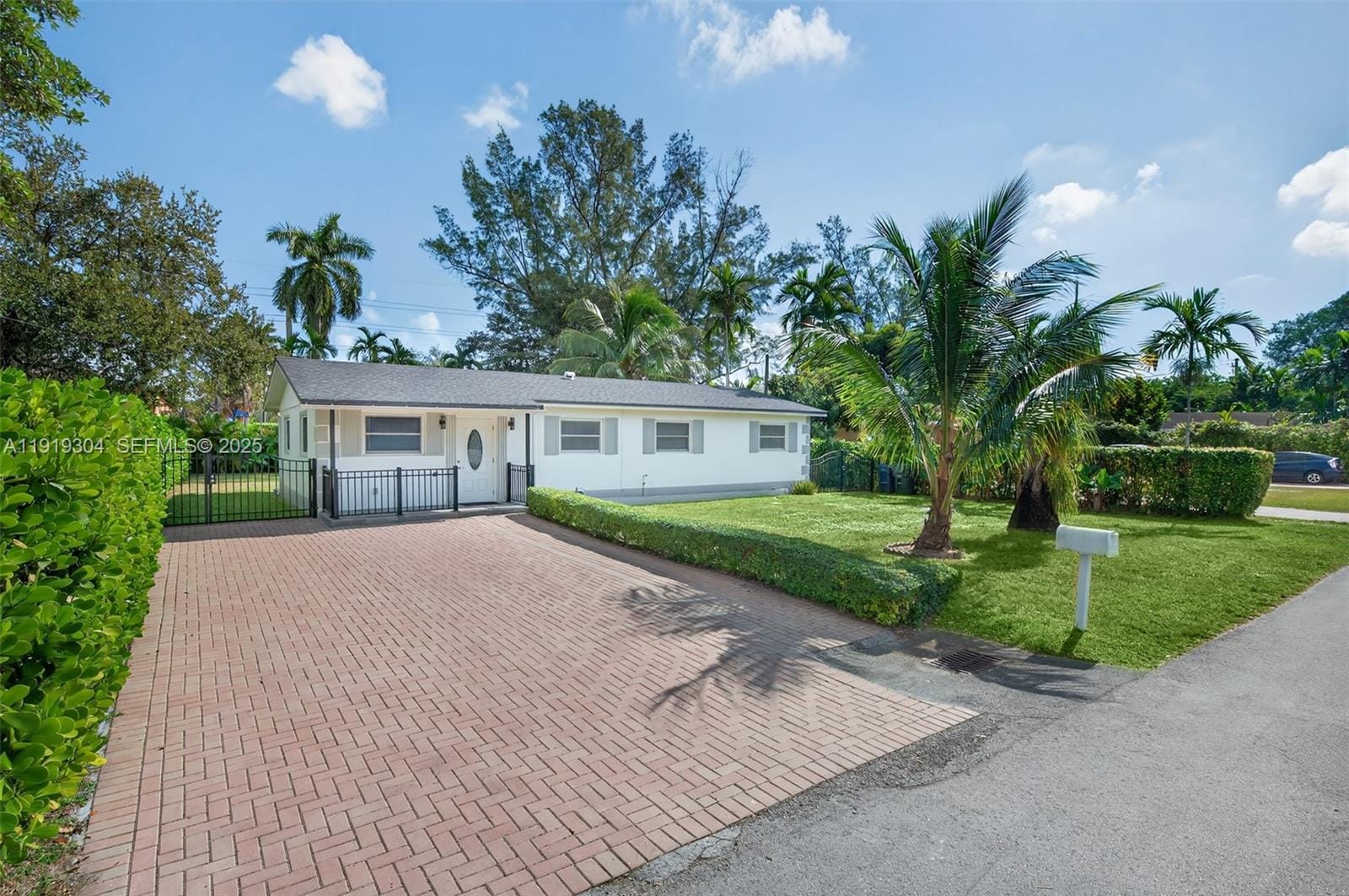 6255 SW 62nd Court, South Miami, FL 33143