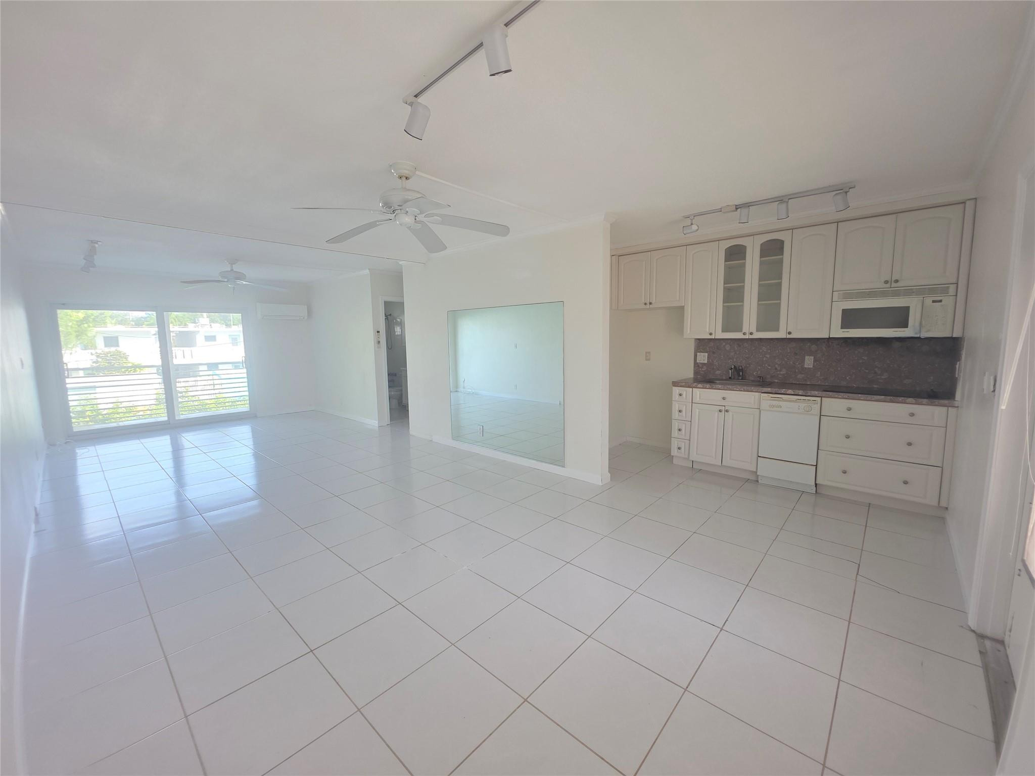 2131 NE 42nd Court 209e, Lighthouse Point, FL 33064, Lighthouse Point