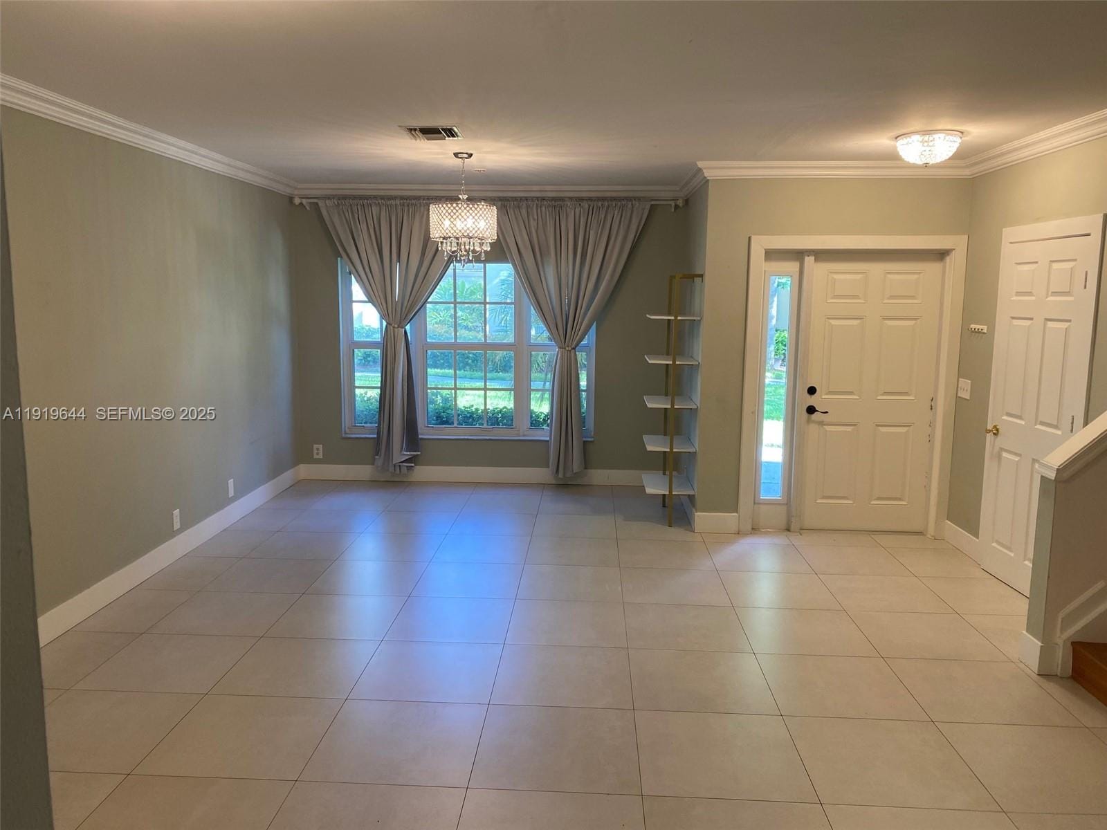 10931 Jewel Box Lane — photo 6