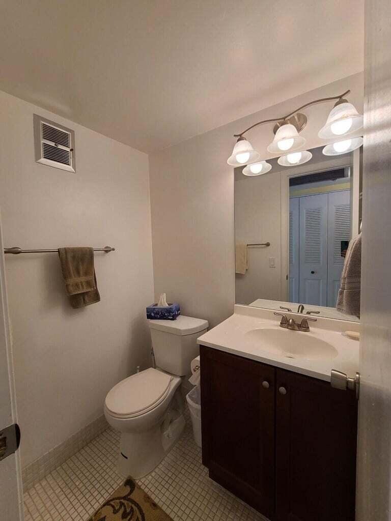 133 Camden F — photo 8