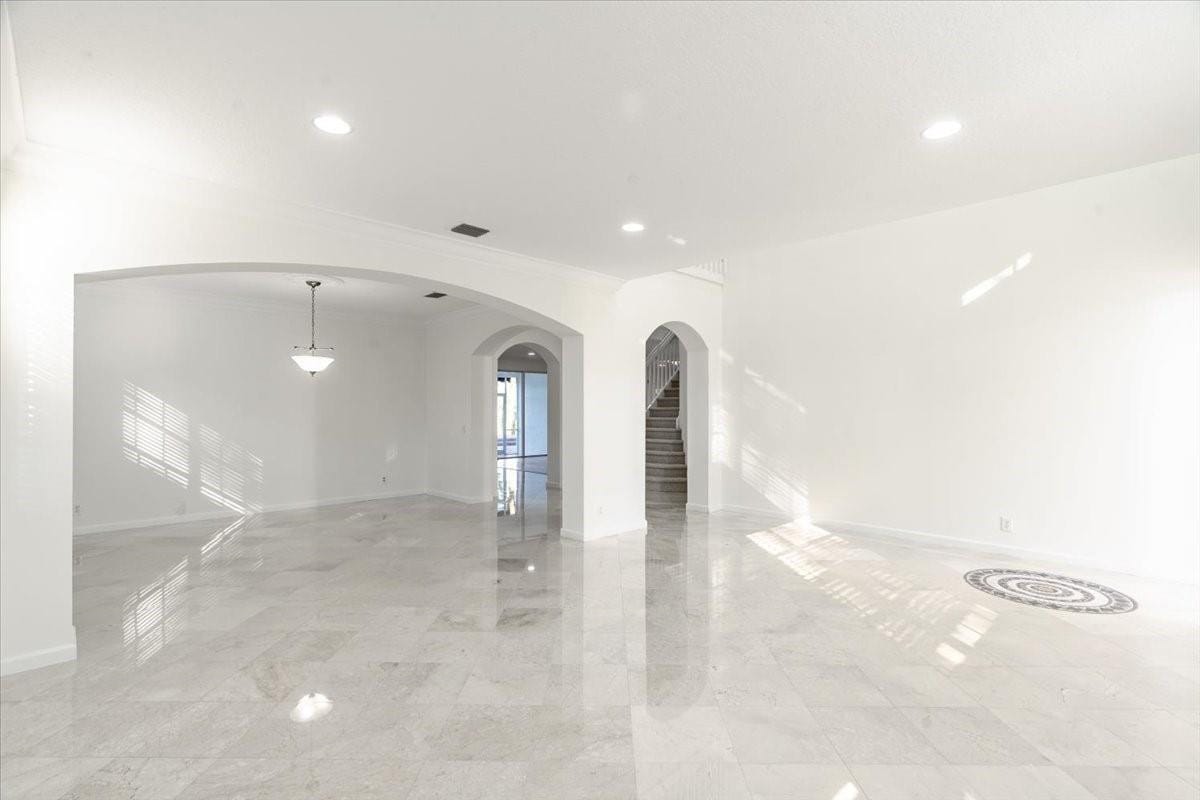2543 Hunters Run Way — photo 11