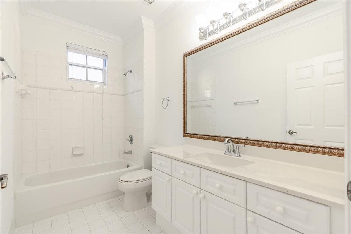2543 Hunters Run Way, Weston, FL 33327 photo 23