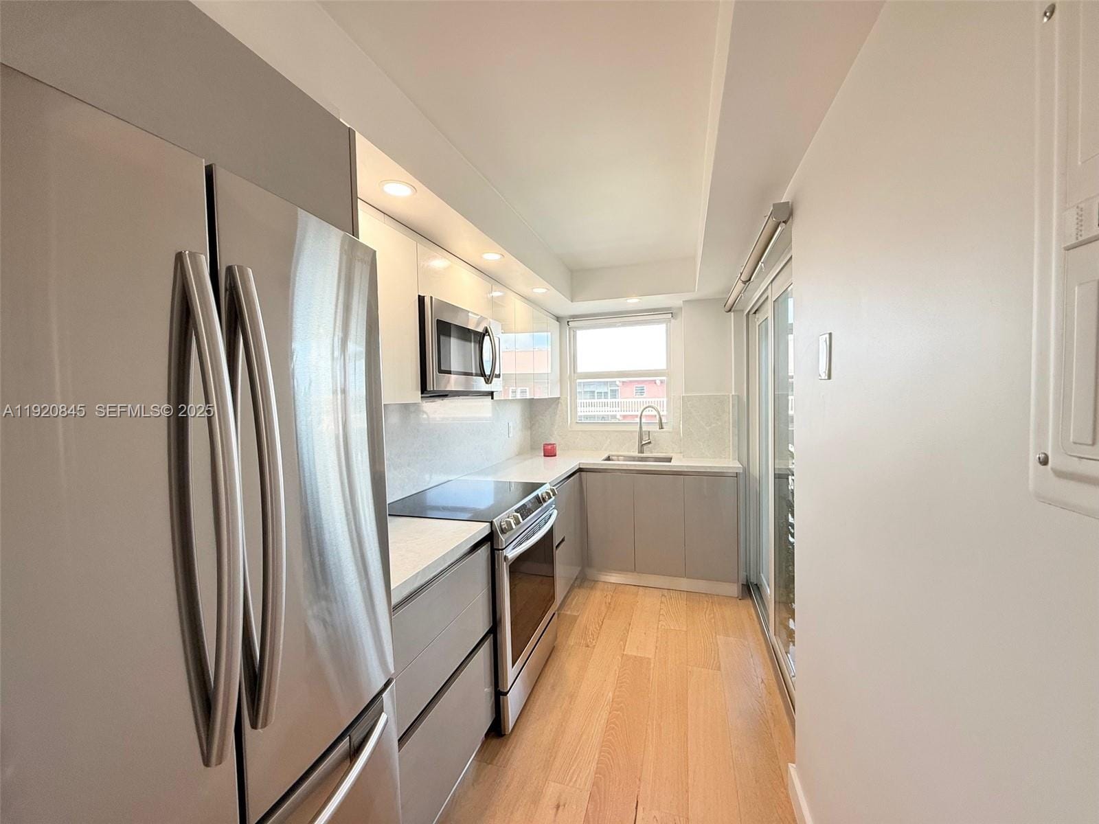 180 NE 12th Avenue 12E — photo 4