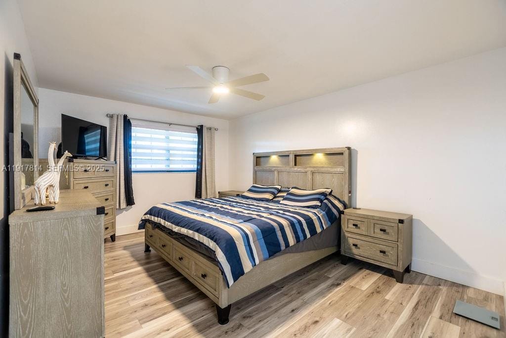 929 NE 199th Street 203, Miami, FL 33179 photo 13