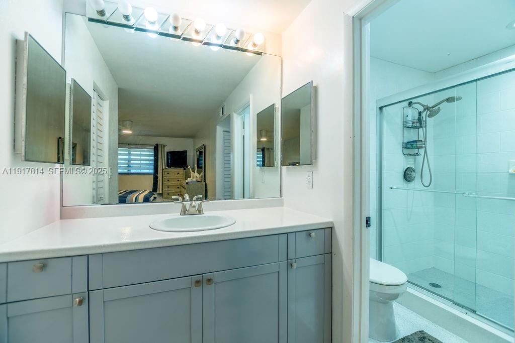 929 NE 199th Street 203, Miami, FL 33179 photo 17