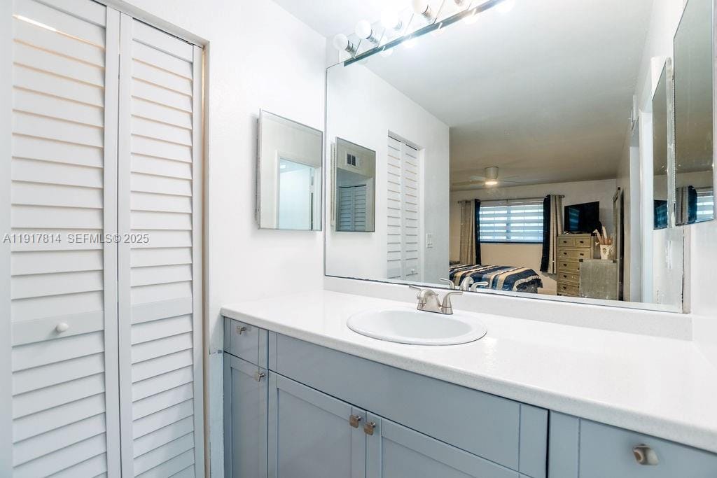 929 NE 199th Street 203, Miami, FL 33179 photo 18