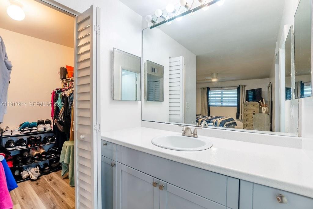 929 NE 199th Street 203, Miami, FL 33179 photo 20