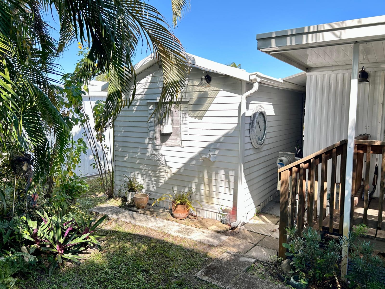 425 E Bougainvillea Drive — photo 9