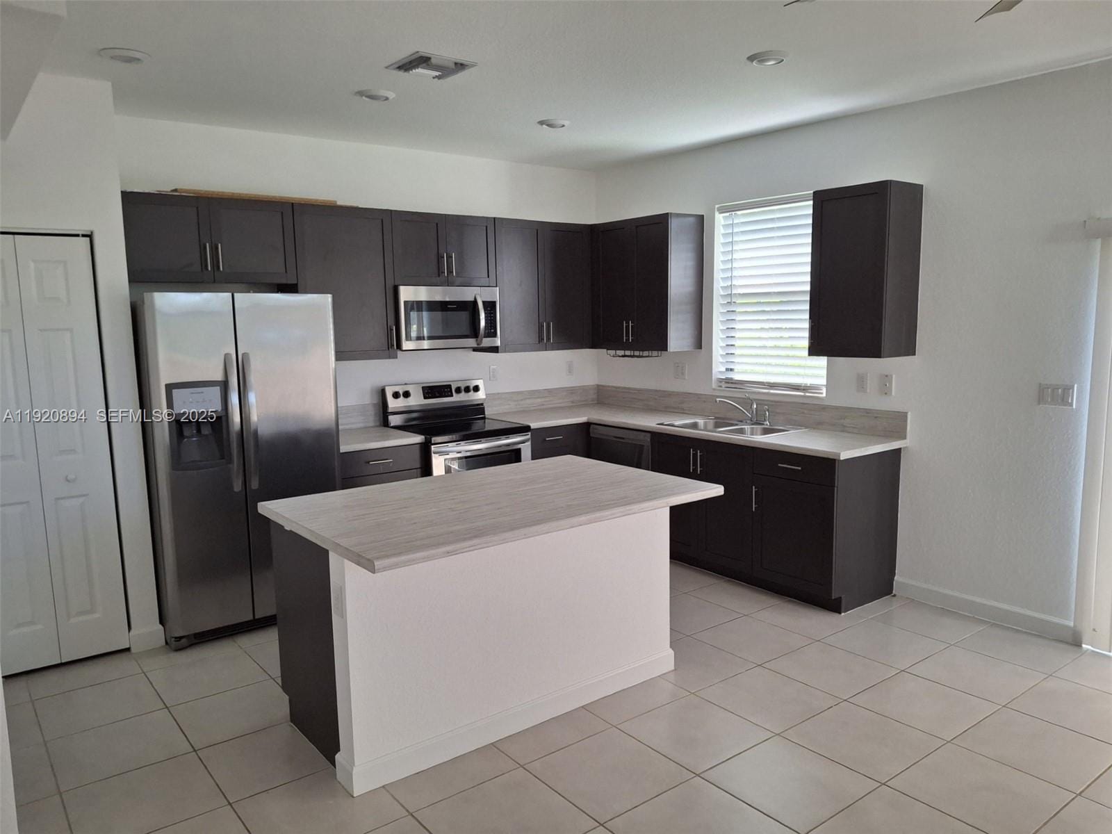 5896 Mustang Manor, Davie, FL 33314 photo 8
