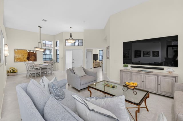 2462 NW 63rd Street, sold in Oak Run, Boca Raton, FL