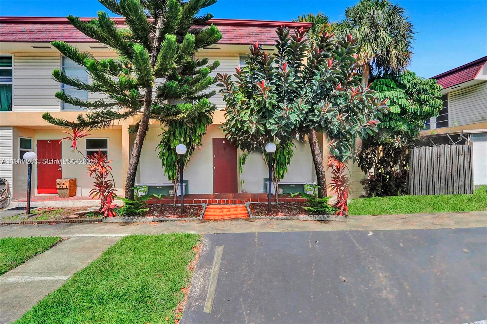 2701 N 34th Avenue 1D, Hollywood, FL 33021, Hollywood