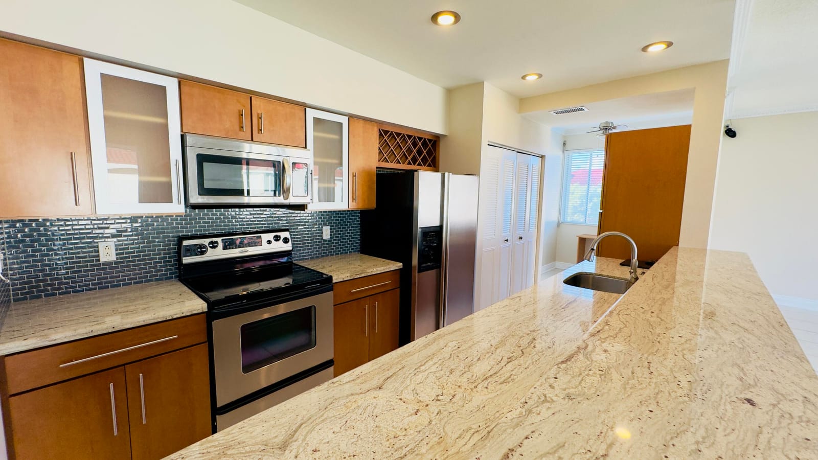 107 Half Moon Circle A3, Hypoluxo, FL 33462 photo 17