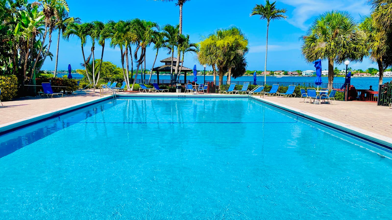 107 Half Moon Circle A3, Hypoluxo, FL 33462 photo 3