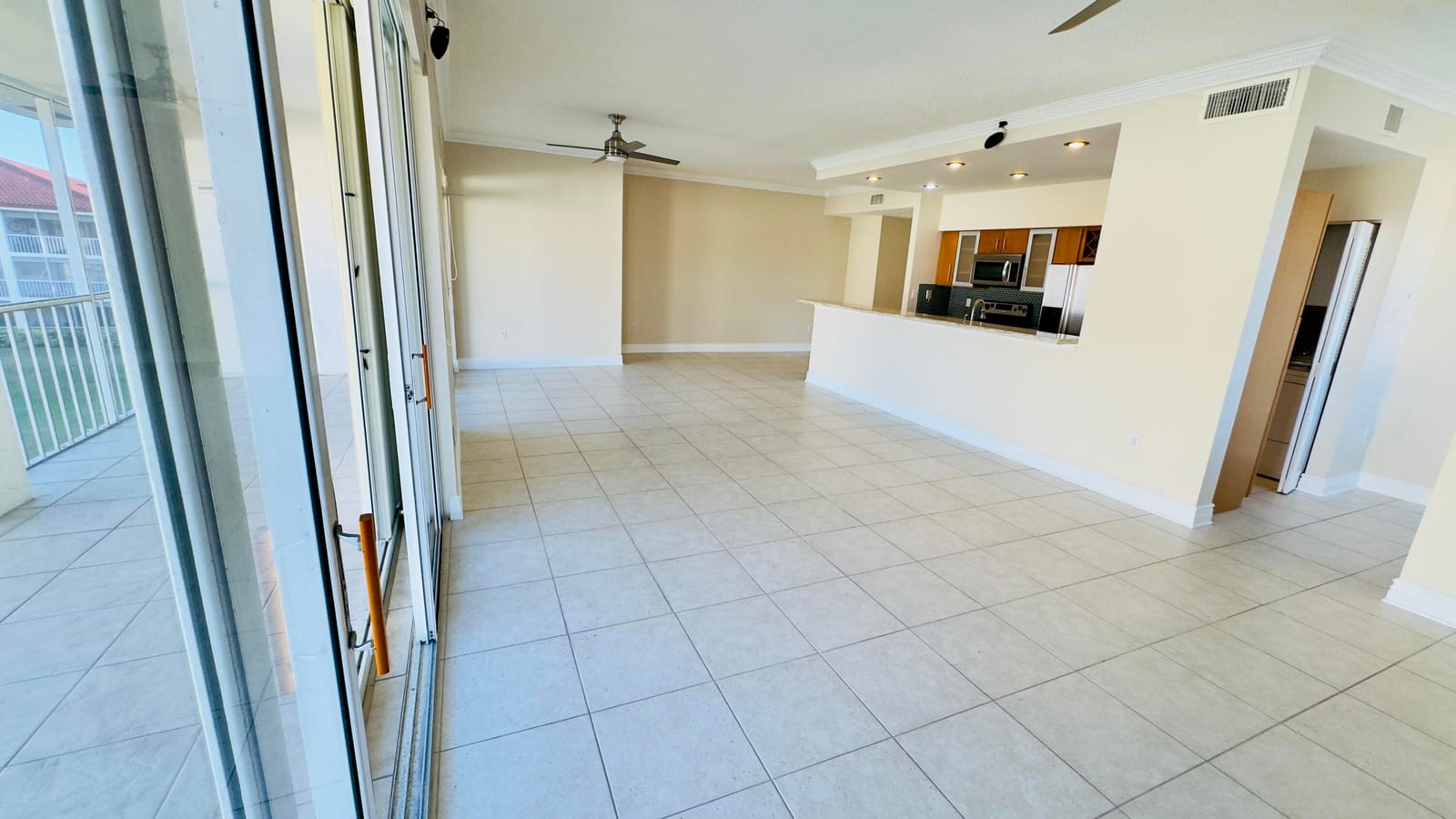107 Half Moon Circle A3, Hypoluxo, FL 33462 photo 22