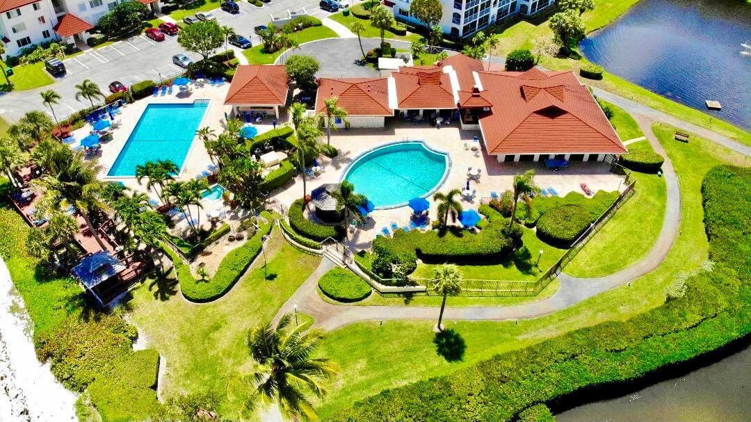 107 Half Moon Circle A3, Hypoluxo, FL 33462 photo 10
