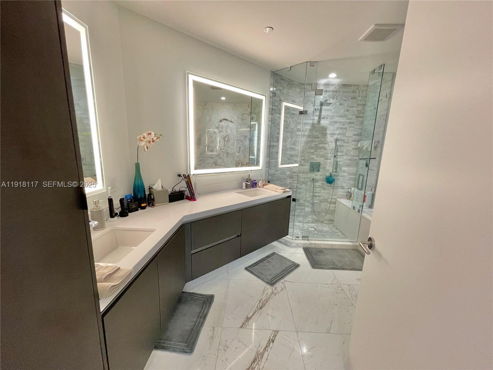 851 NE 1st Avenue 2605, Miami, FL 33132 photo 15