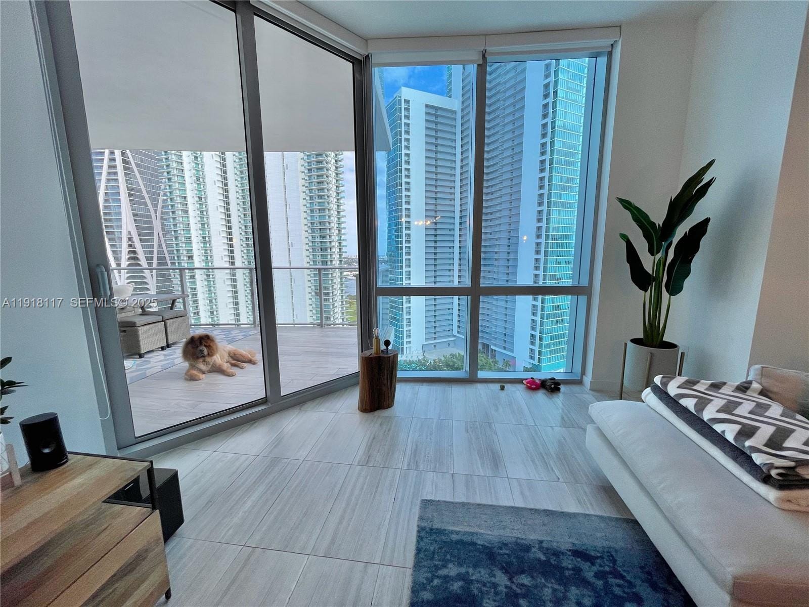 851 NE 1st Avenue 2605, Miami, FL 33132 photo 23