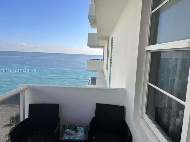 3725 S Ocean Drive 1103, Hollywood, FL 33019