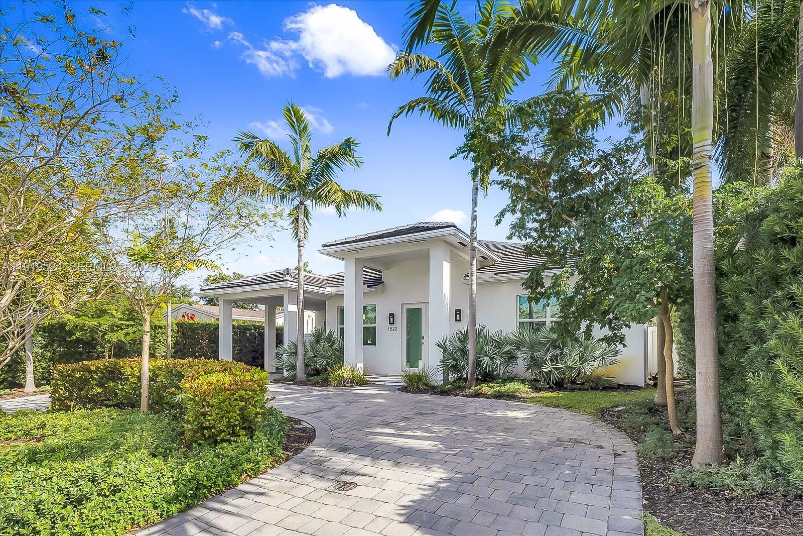 1522 NE 17th Way, Fort Lauderdale, FL 33304