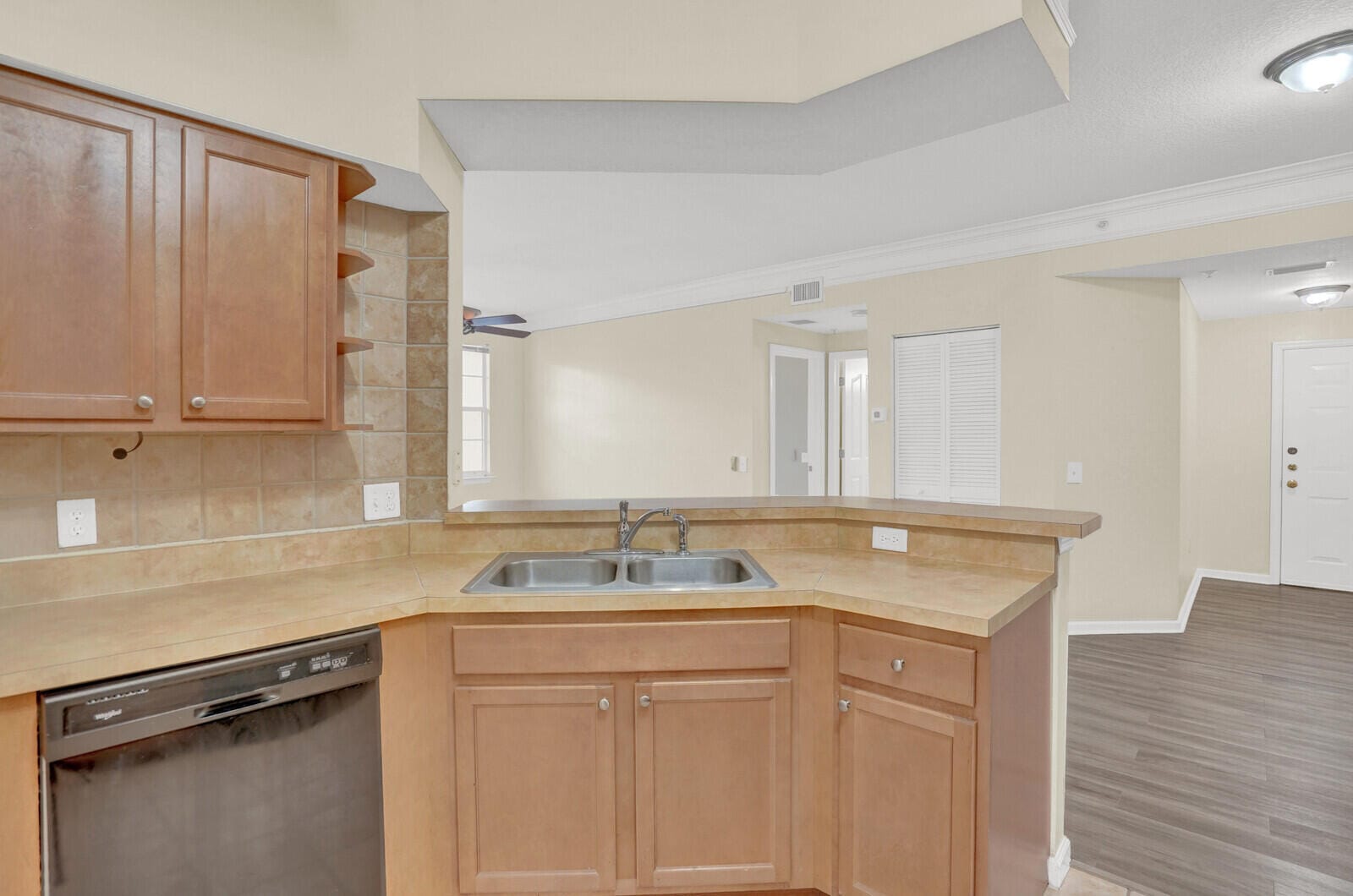 9845 Baywinds Drive 6102, West Palm Beach, FL 33411 photo 12