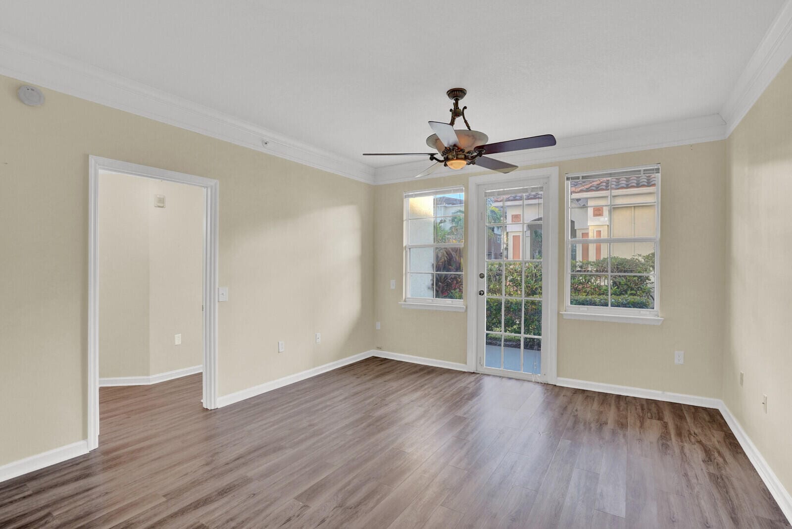9845 Baywinds Drive 6102, West Palm Beach, FL 33411 photo 6