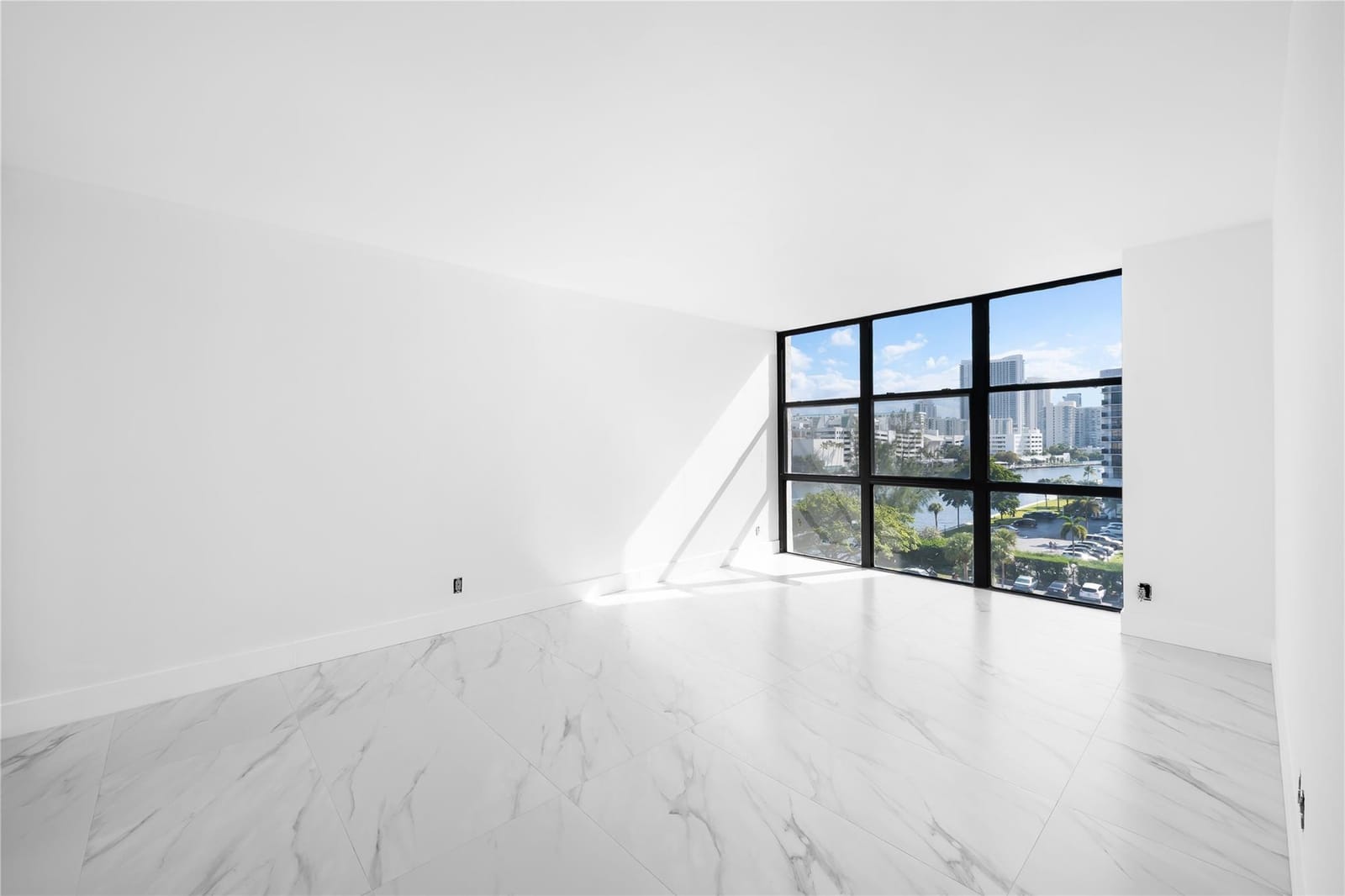 800 Parkview Drive 718, Hallandale Beach, FL 33009 photo 12