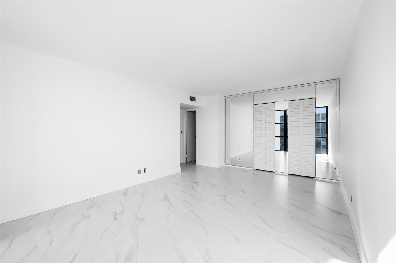800 Parkview Drive 718, Hallandale Beach, FL 33009 photo 13