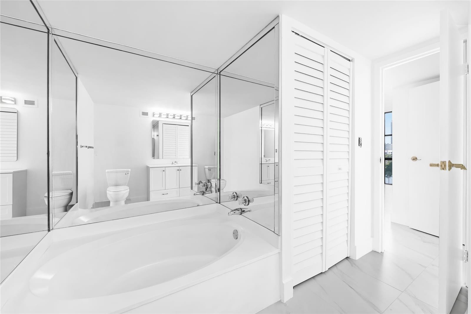 800 Parkview Drive 718, Hallandale Beach, FL 33009 photo 16