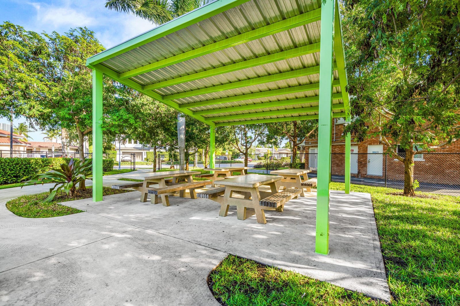 580 Egret Drive 123, Hallandale Beach, FL 33009 photo 28