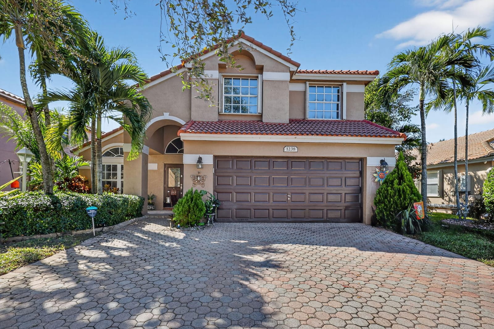 1238 NW 144th Terrace, Pembroke Pines, FL 33028
