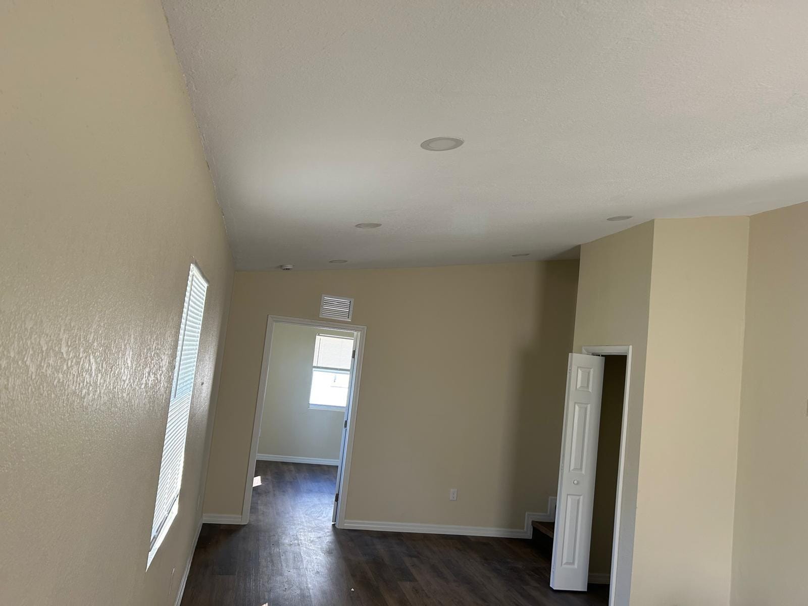 371 Banyan (MAIN HOUSE) Avenue — photo 6
