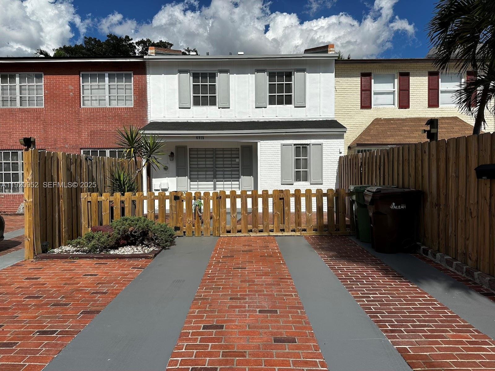 6915 W 16th Drive, Hialeah, FL 33014