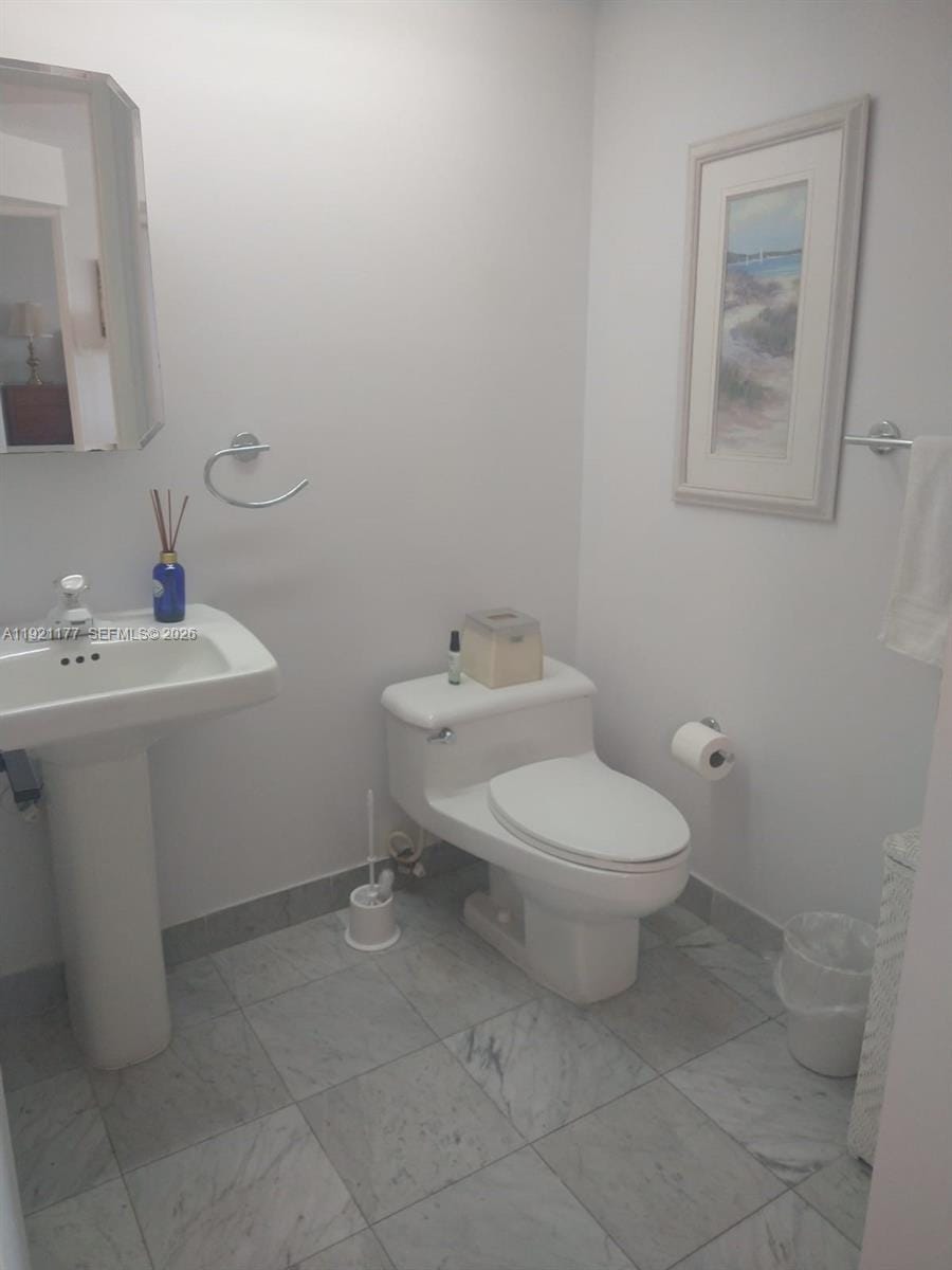 9341 SE Collins Avenue 303 — photo 3