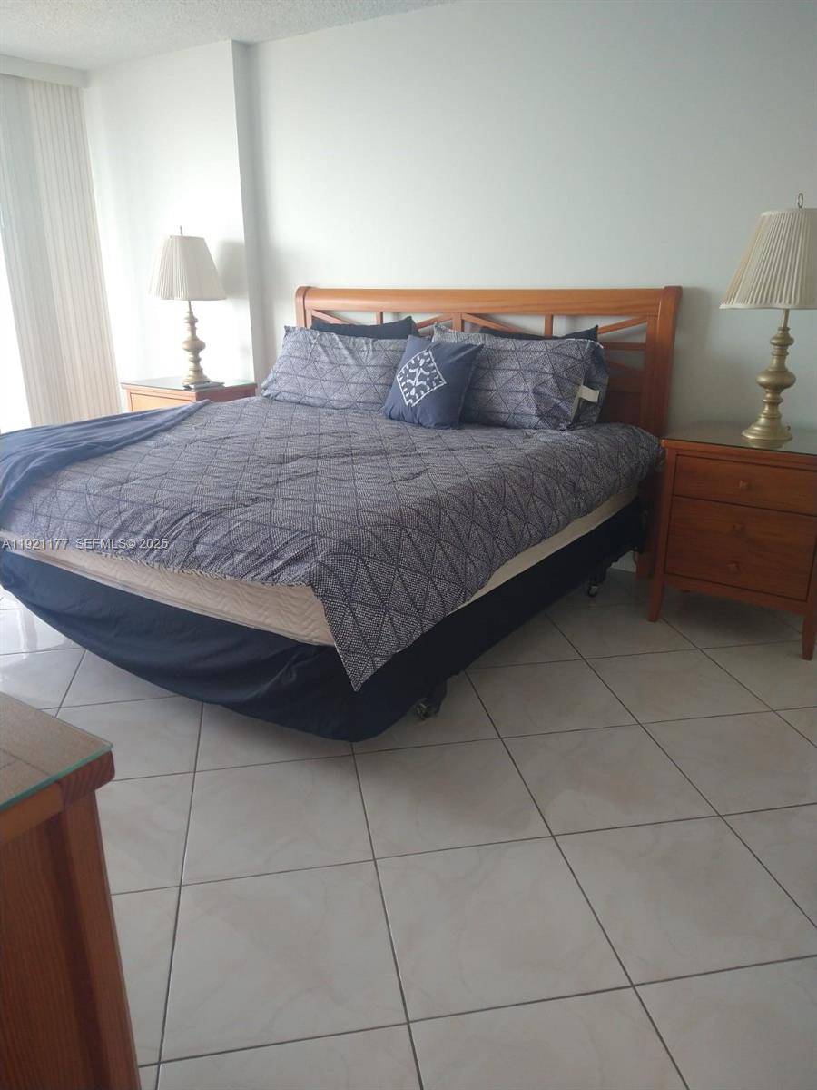 9341 SE Collins Avenue 303, Surfside, FL 33154, Surfside