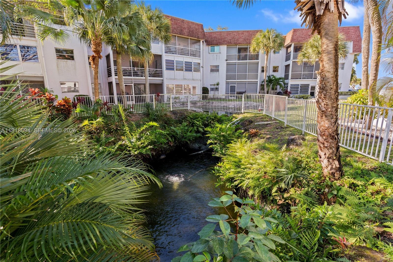 8000 Lagos De Campo Boulevard A-104, Tamarac, FL 33321 photo 17